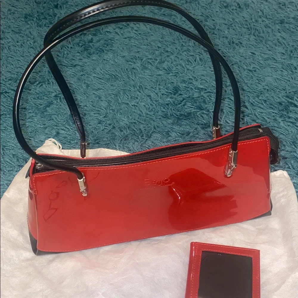 Beijo Red Patent Leather Baguette Shoulder Bag Y2K - Picture 2 of 4